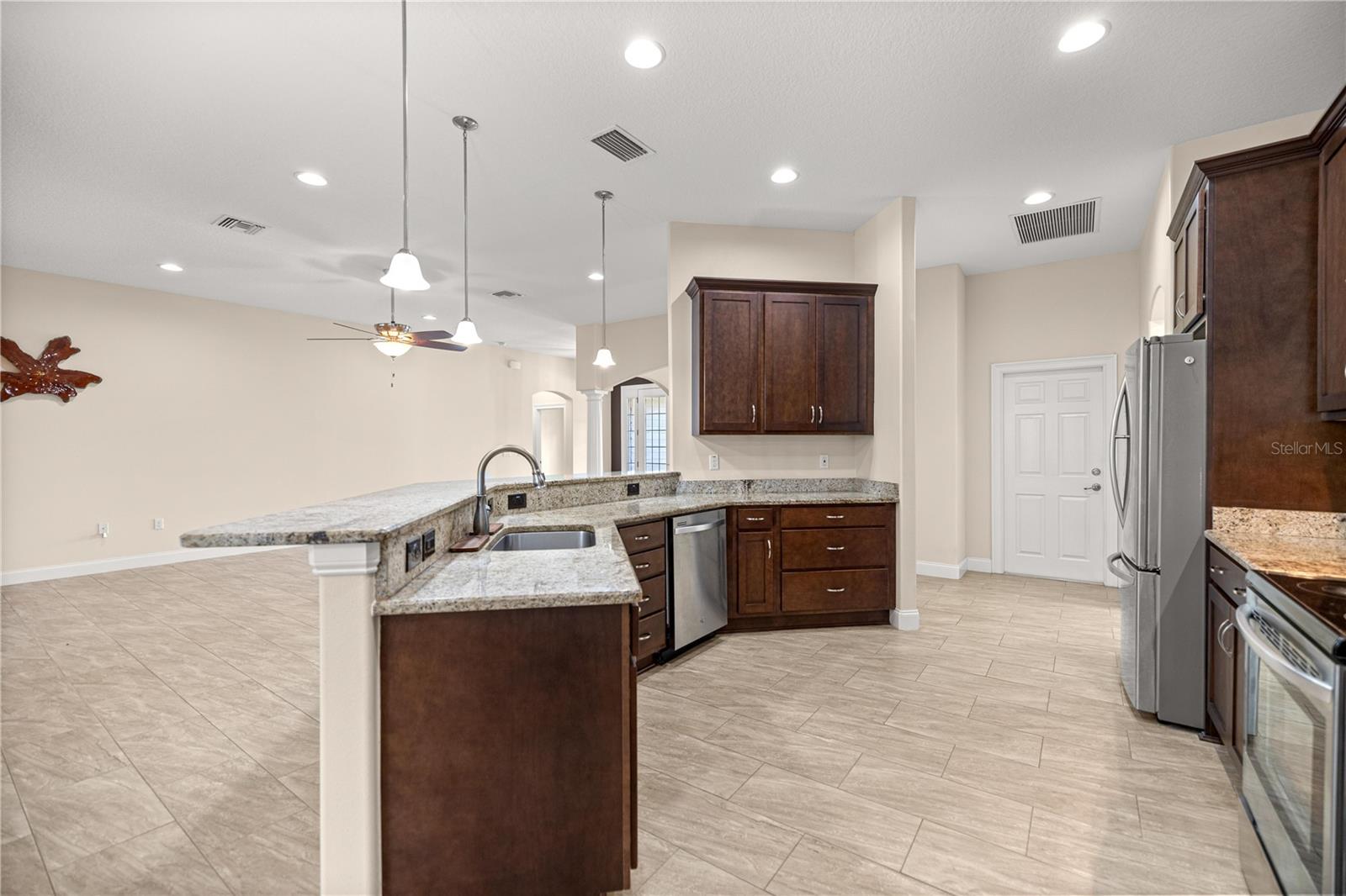 ROLLING RANCHETTES - Residential