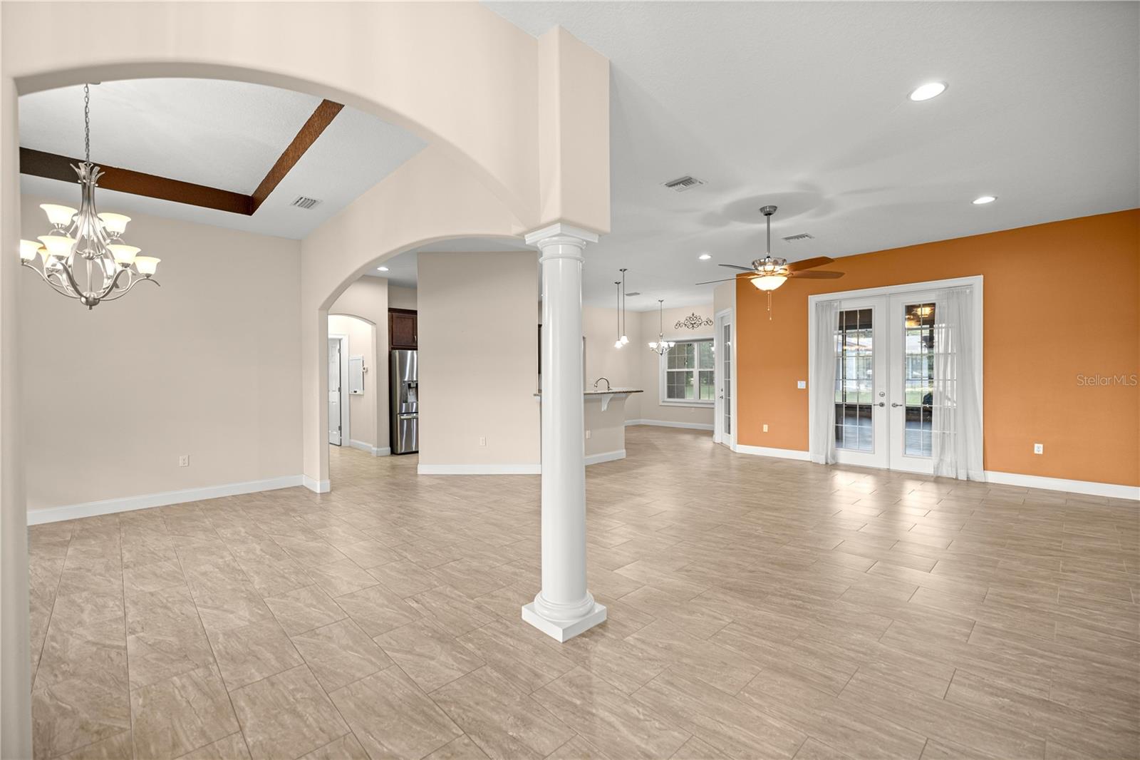 ROLLING RANCHETTES - Residential