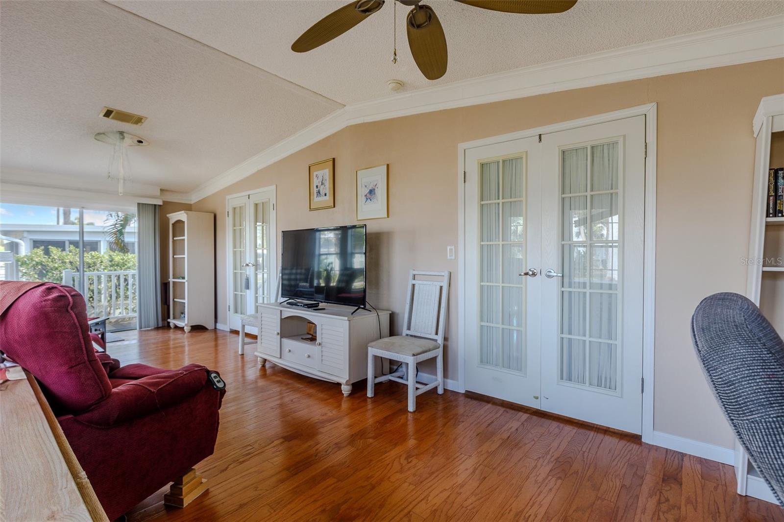 MAPLE LEAF ESTATES - Residential