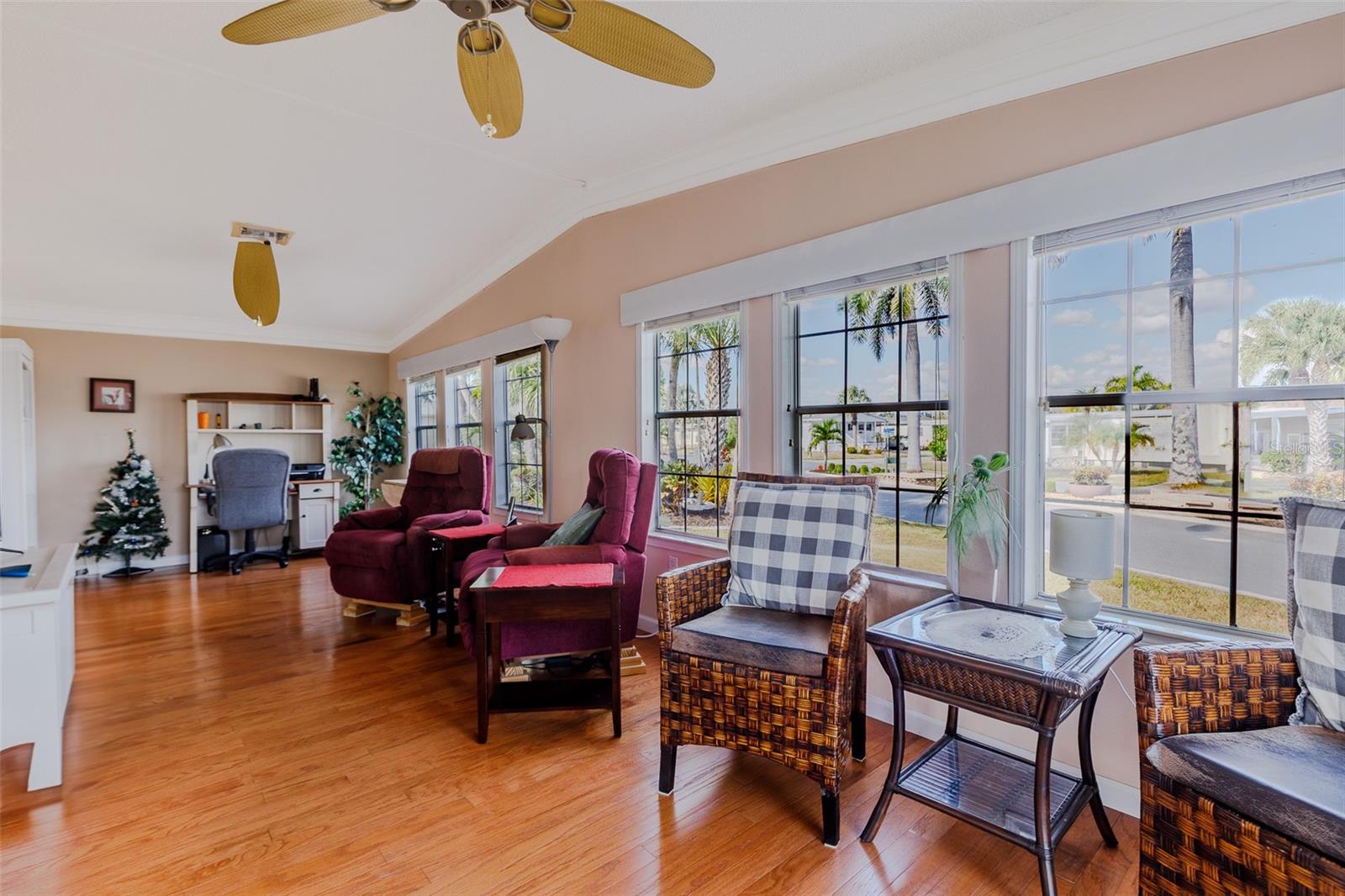 MAPLE LEAF ESTATES - Residential