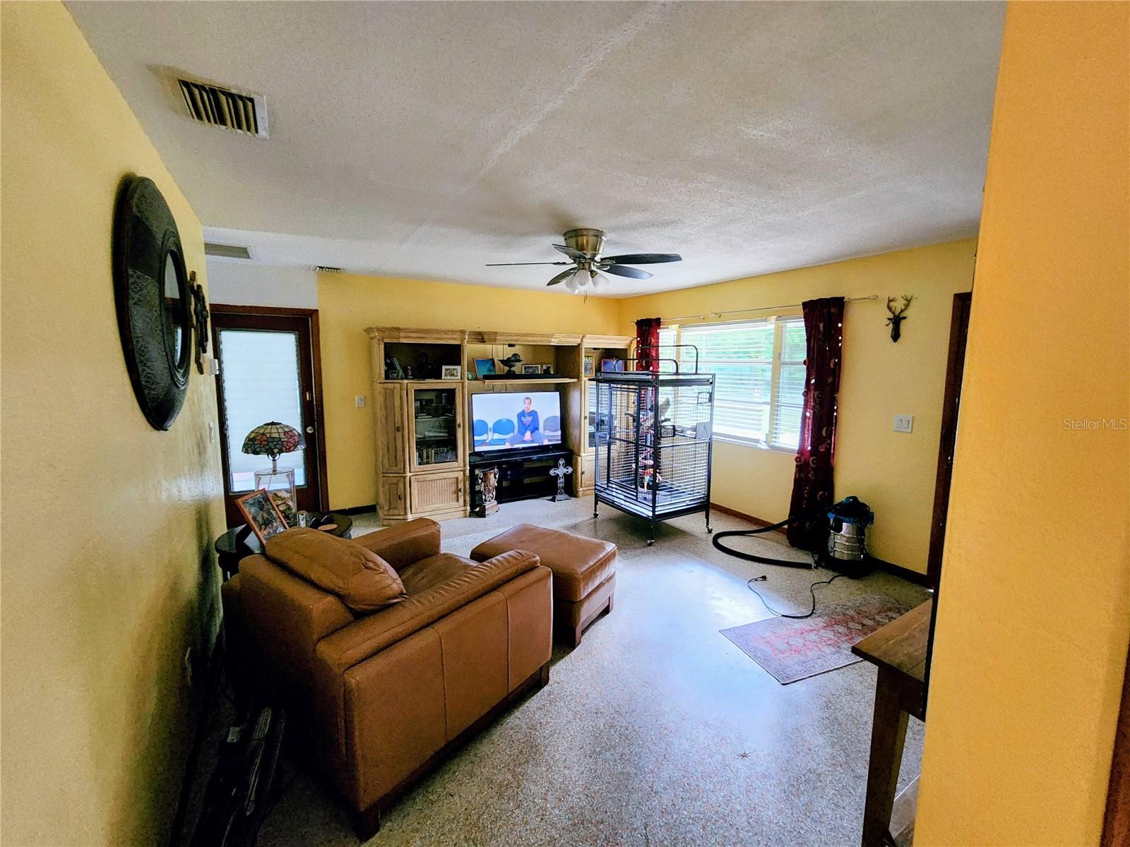 RAINBOW LAKES ESTATES - Residential