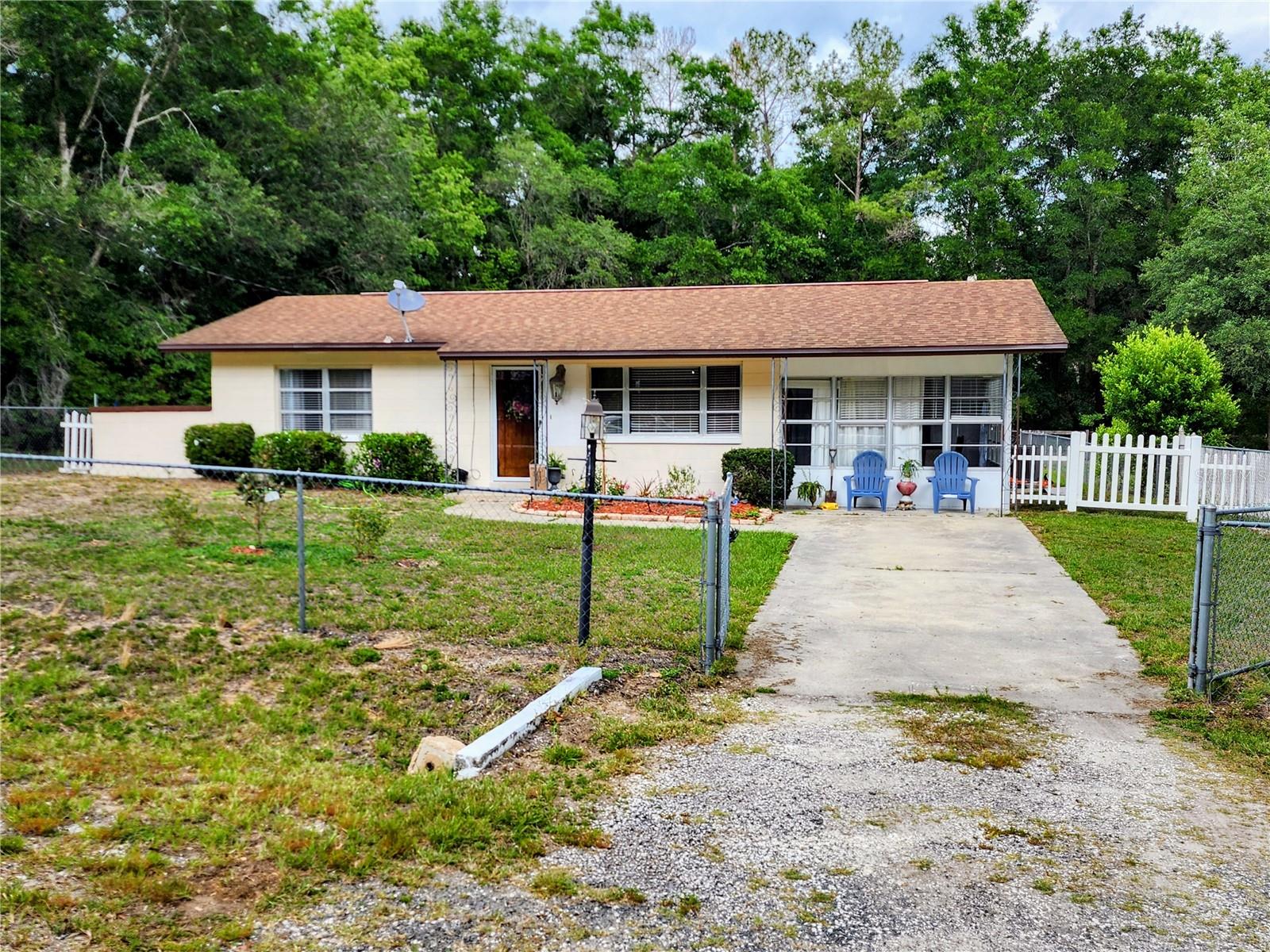 RAINBOW LAKES ESTATES - Residential