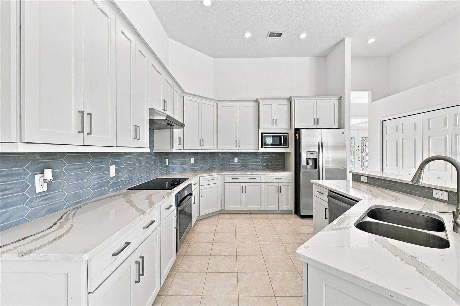 10008 CANOPY TREE COURT