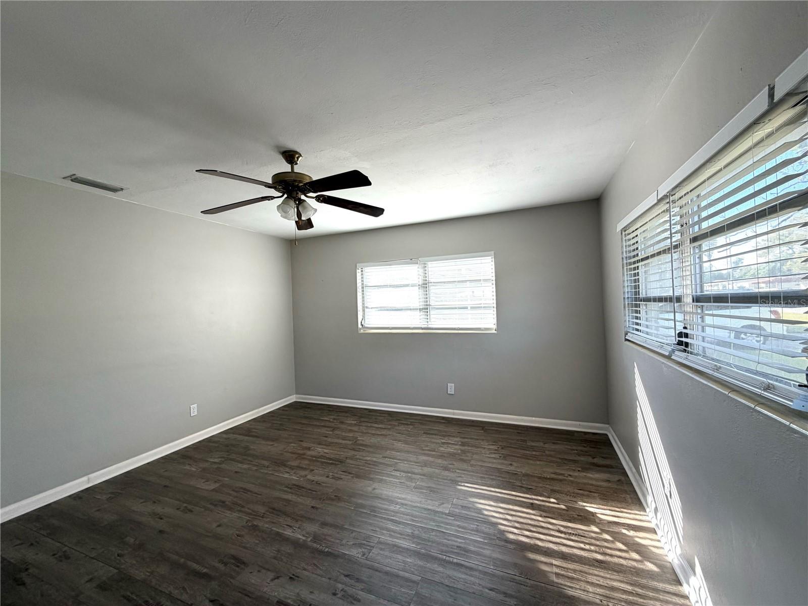 DOVER SHORES FIFTH ADD - Residential