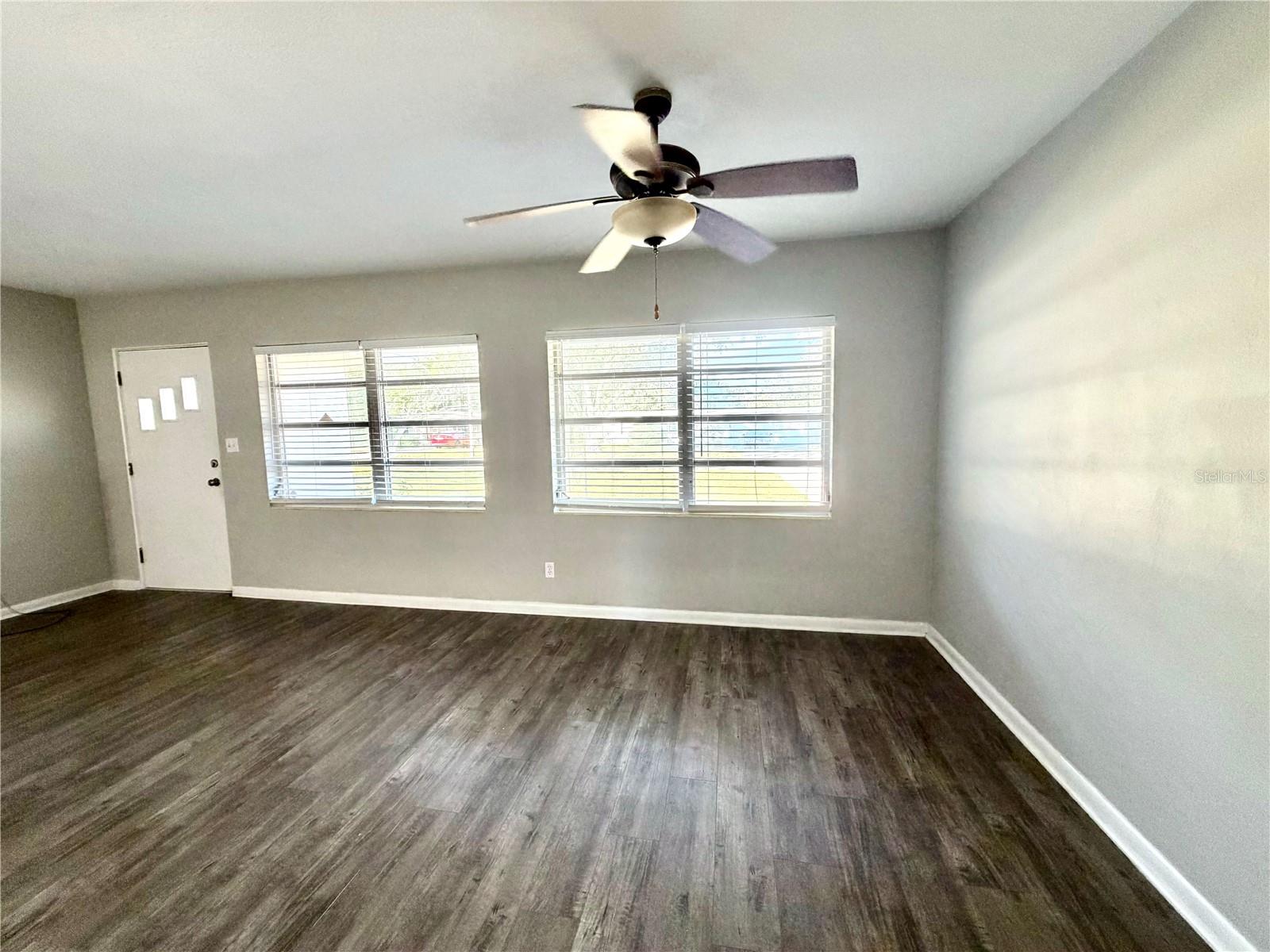 DOVER SHORES FIFTH ADD - Residential