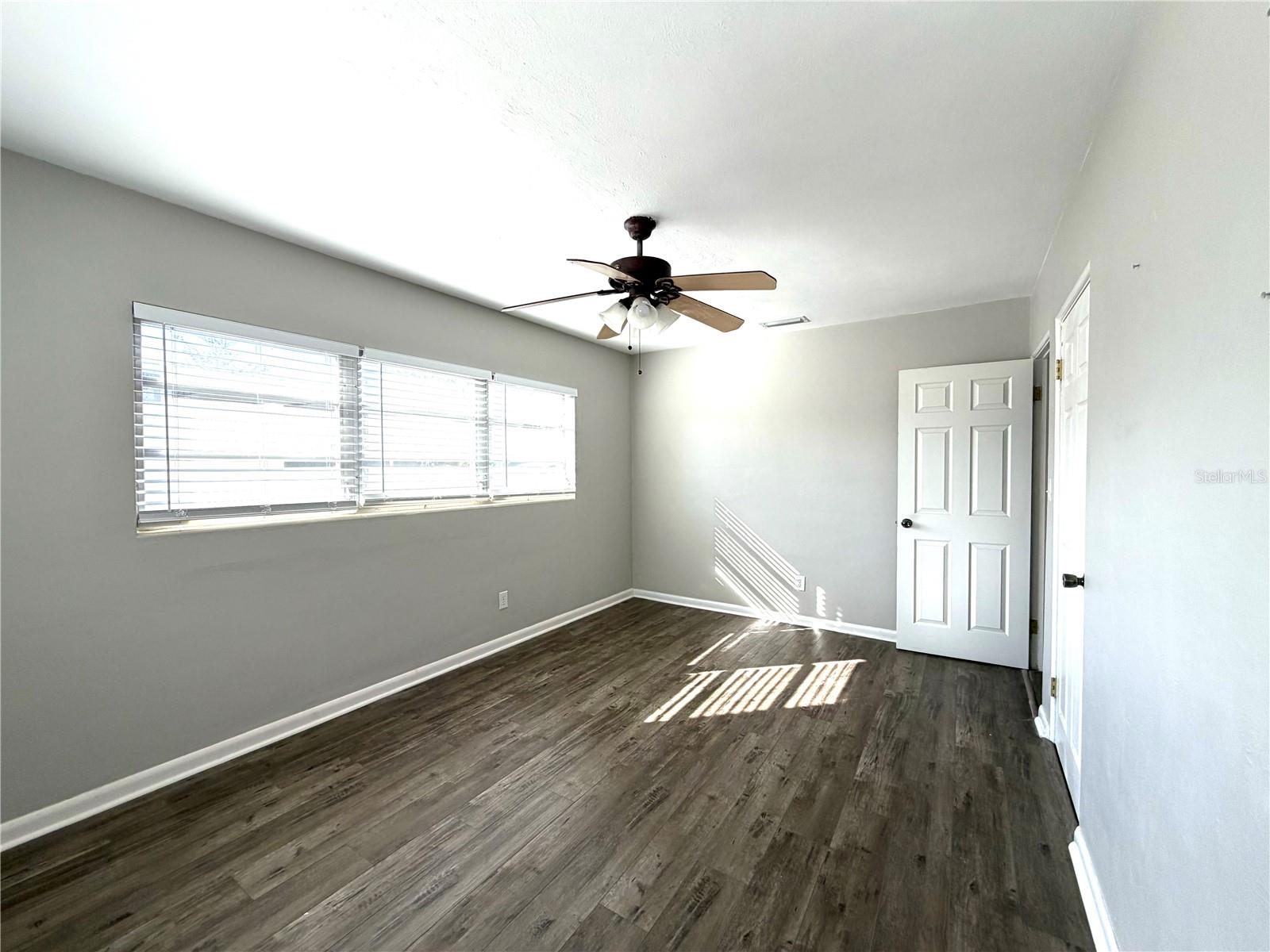 DOVER SHORES FIFTH ADD - Residential