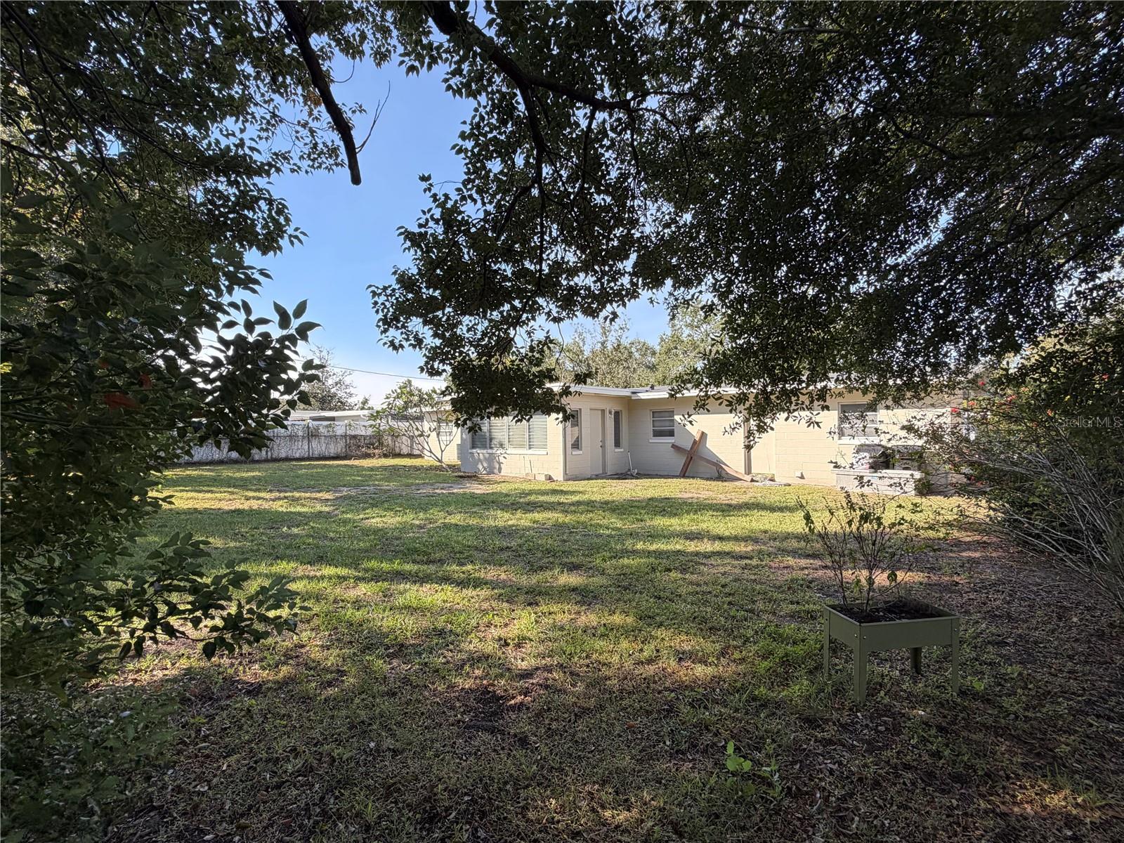 DOVER SHORES FIFTH ADD - Residential