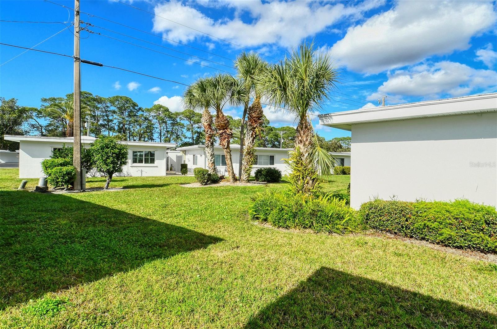 STRATHMORE VILLA SEC 01 - Residential