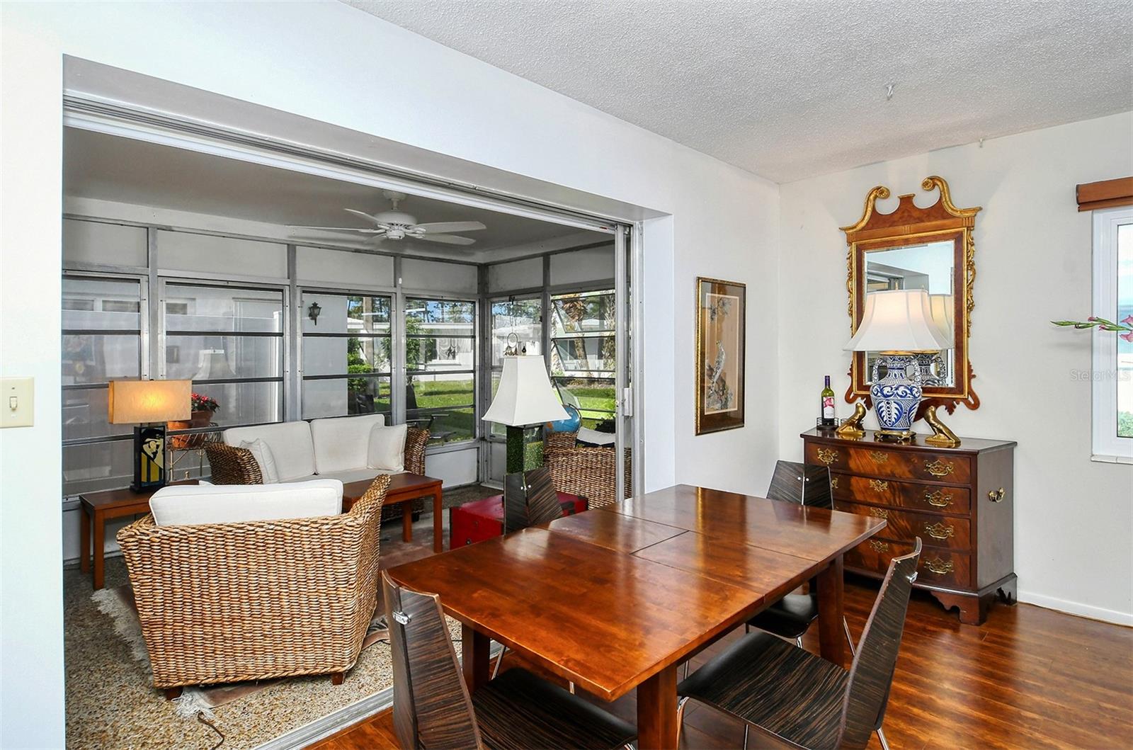 STRATHMORE VILLA SEC 01 - Residential