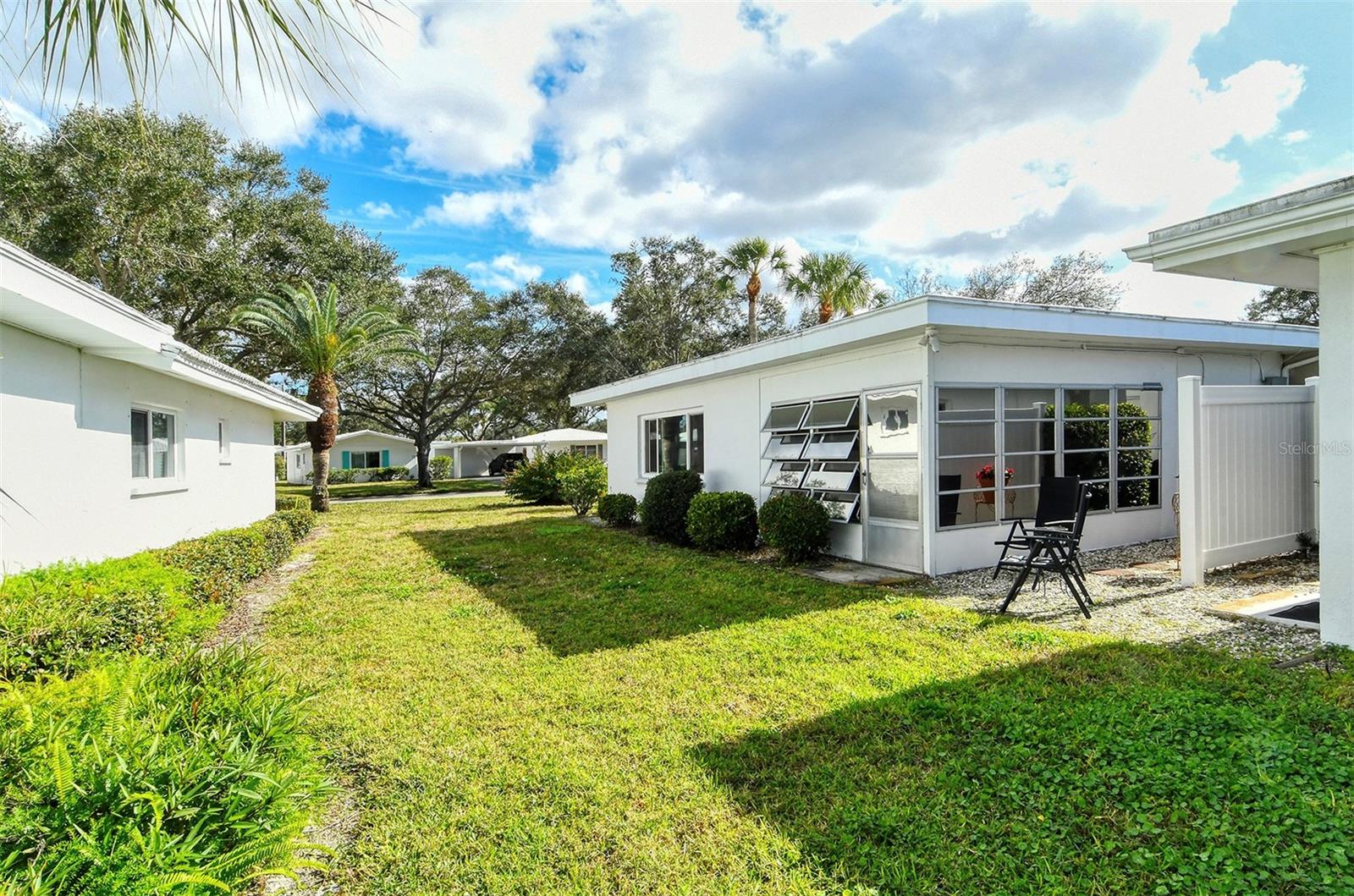 STRATHMORE VILLA SEC 01 - Residential