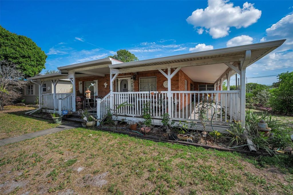 Photo of 2876 30th Avenue N, St Petersburg, FL 33713 (MLS # TB8500662)