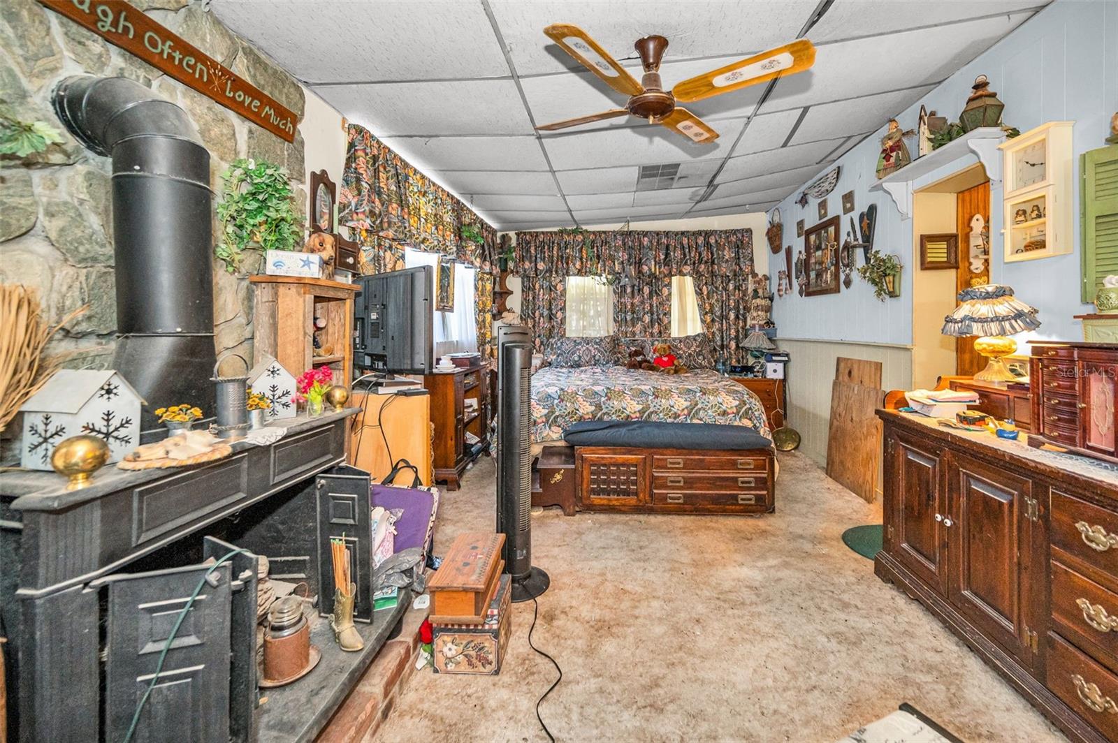 HELOU FOUAD SUB - Residential