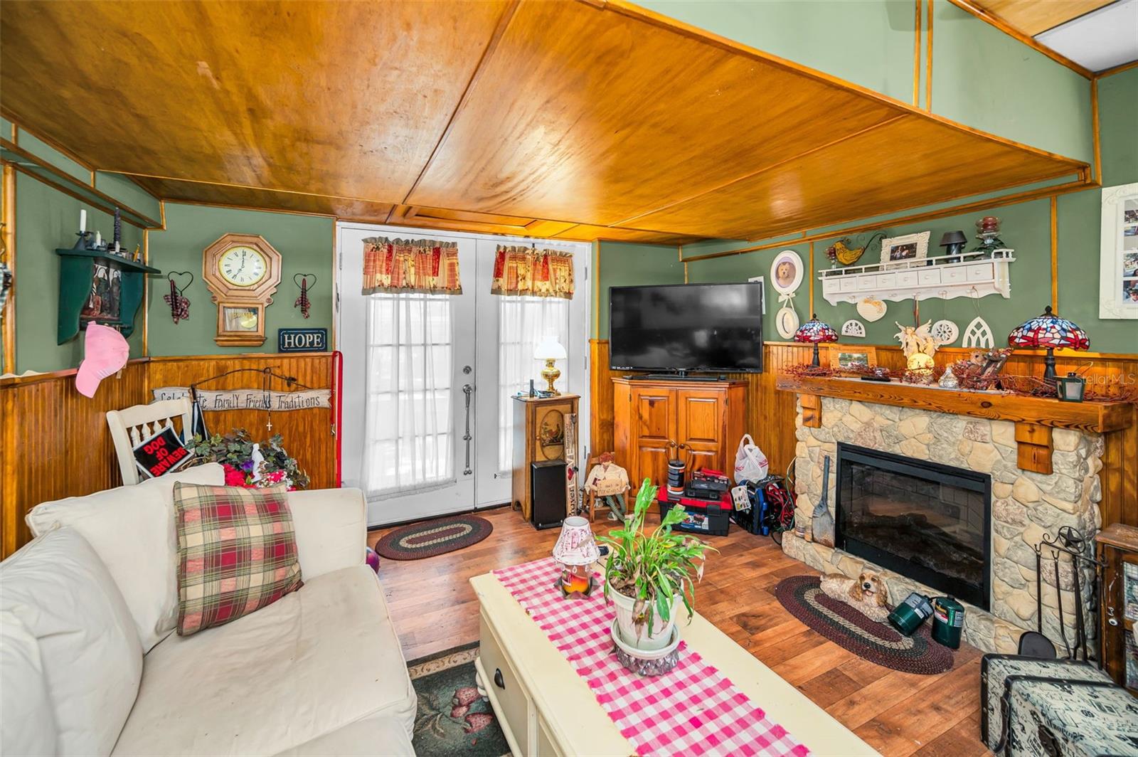 HELOU FOUAD SUB - Residential