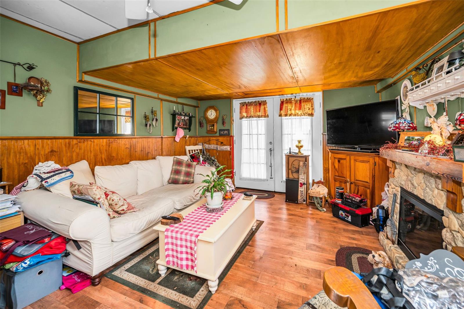 HELOU FOUAD SUB - Residential