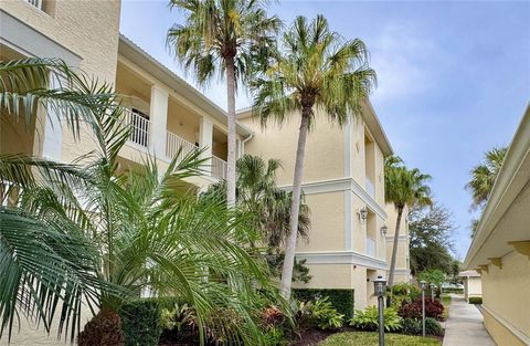 Photo of 600 Gardens Edge Drive #613, Venice, FL 34285 (MLS # N6138885)