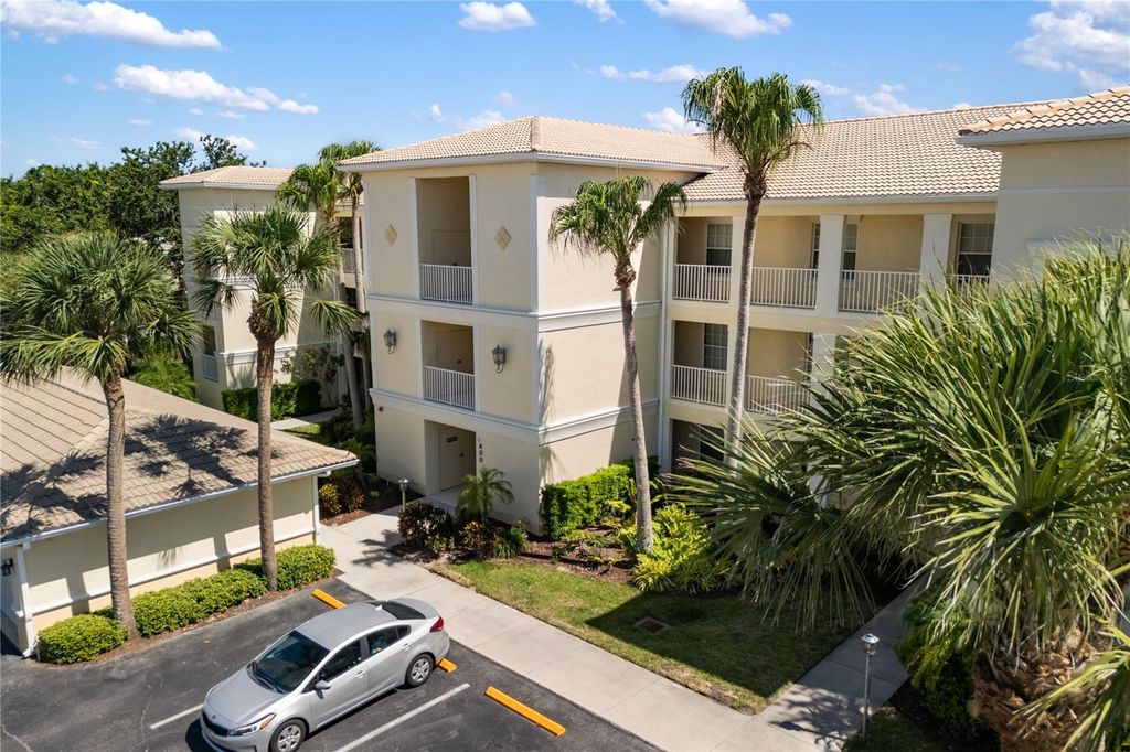 Photo of 600 Gardens Edge Drive #613, Venice, FL 34285 (MLS # N6138885)