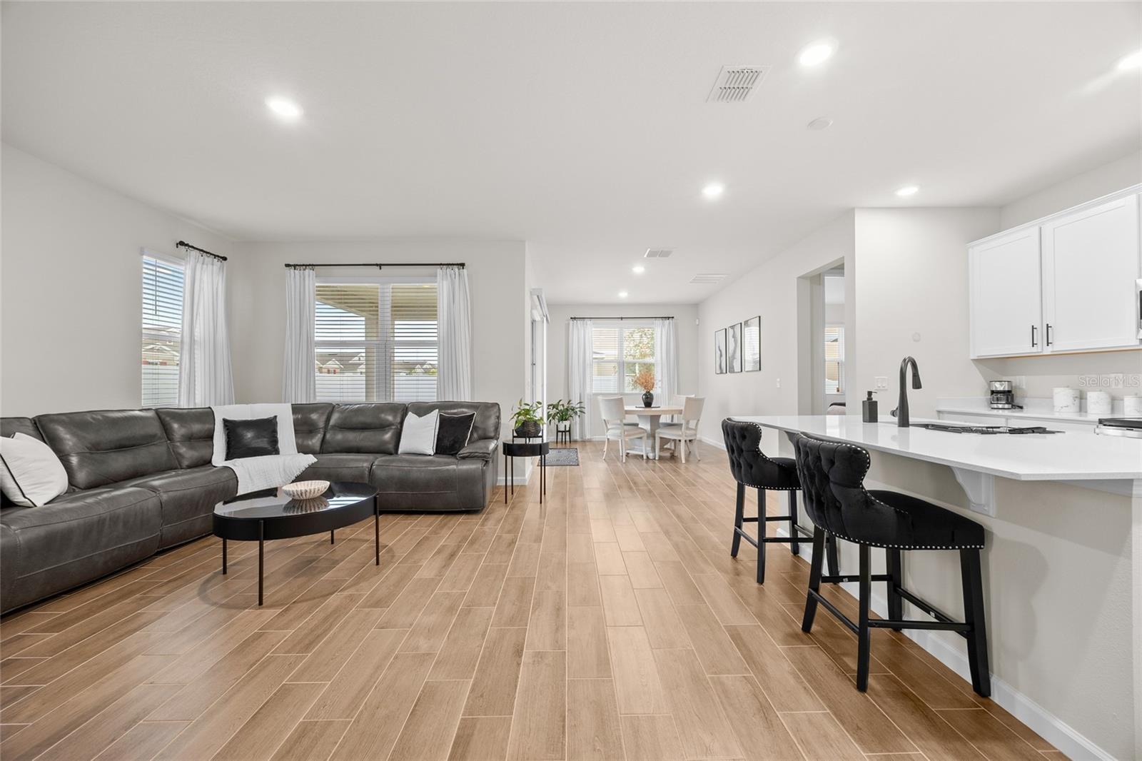 SUTTON PRESERVE - Residential