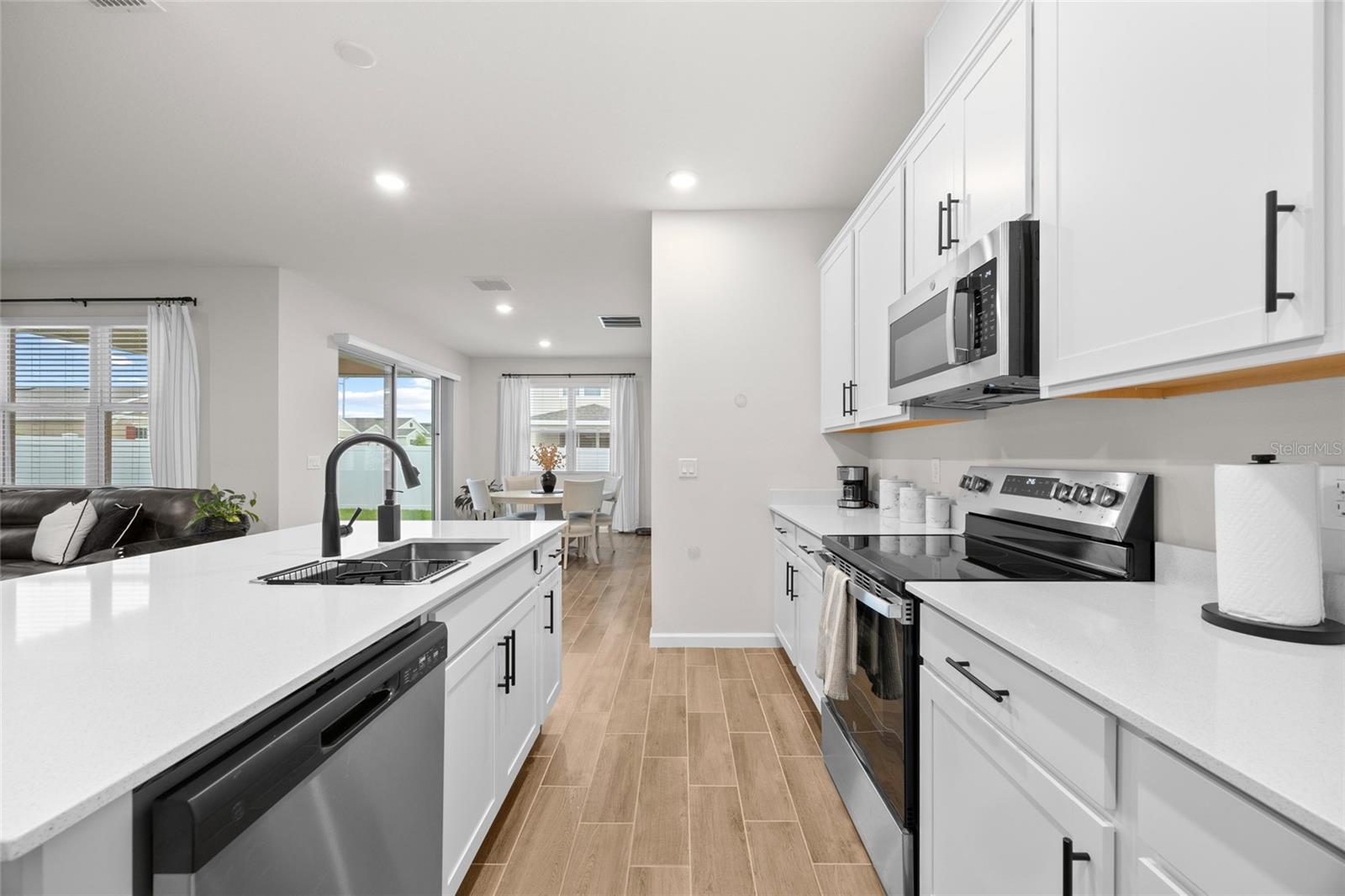 SUTTON PRESERVE - Residential