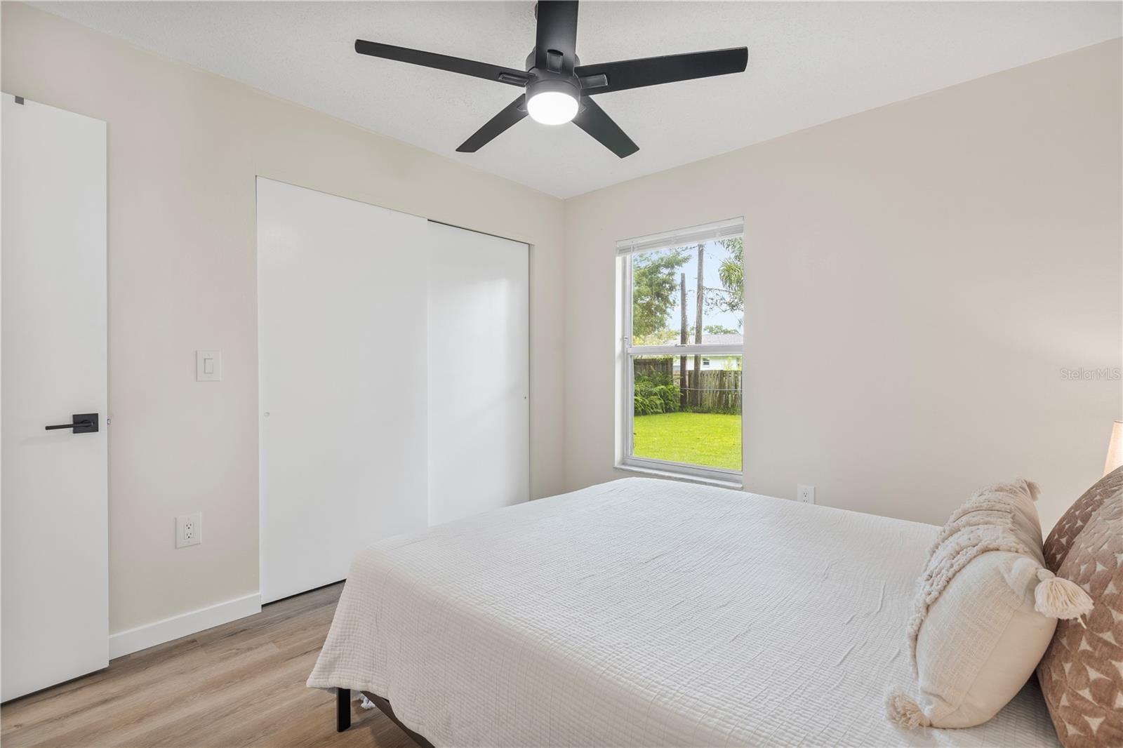 CRESTLINE - Residential