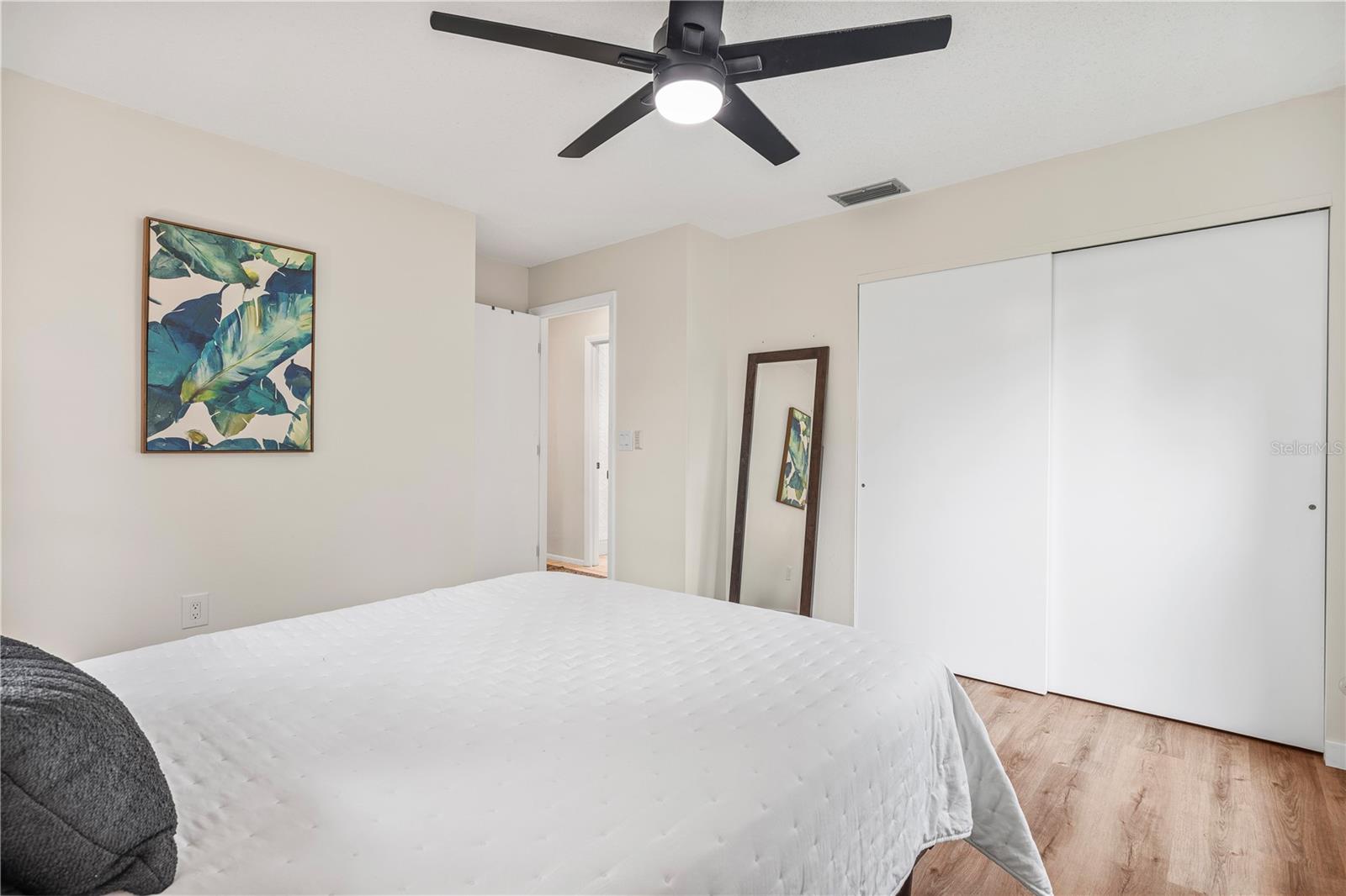 CRESTLINE - Residential