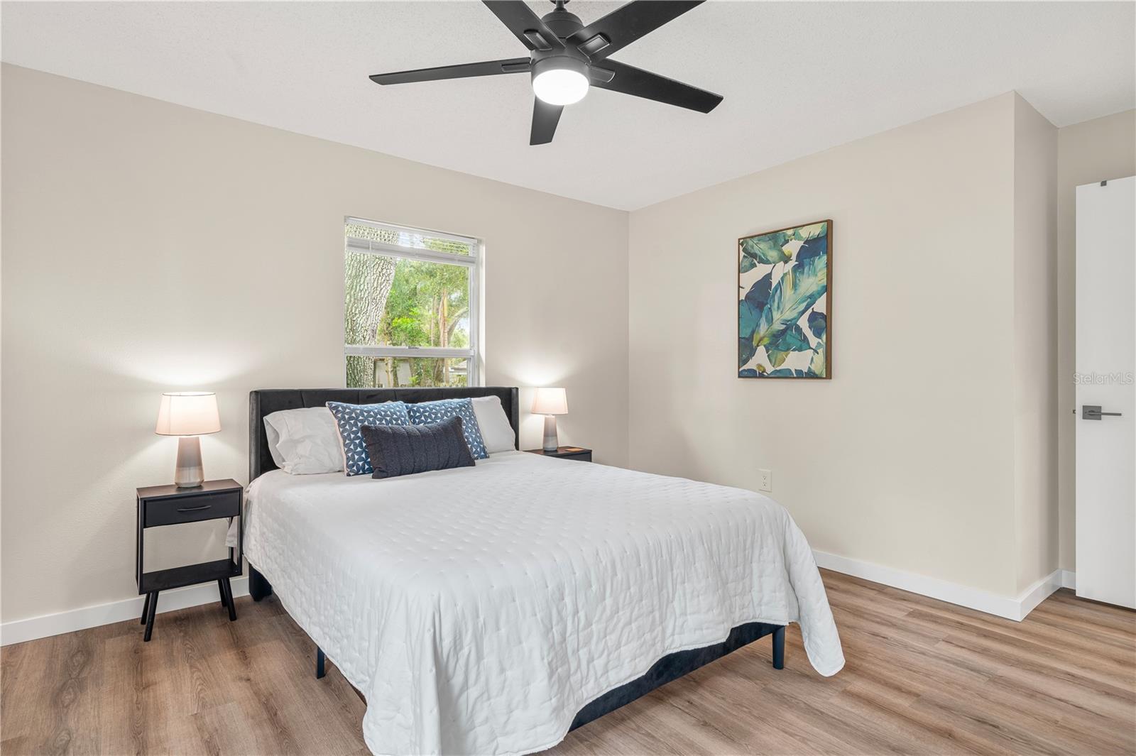 CRESTLINE - Residential