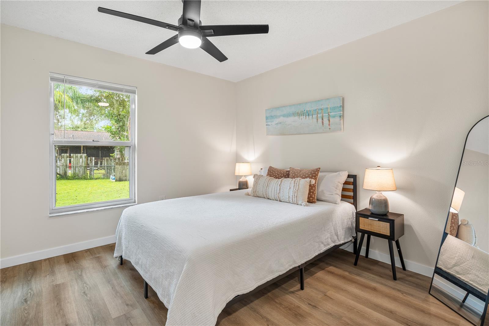 CRESTLINE - Residential