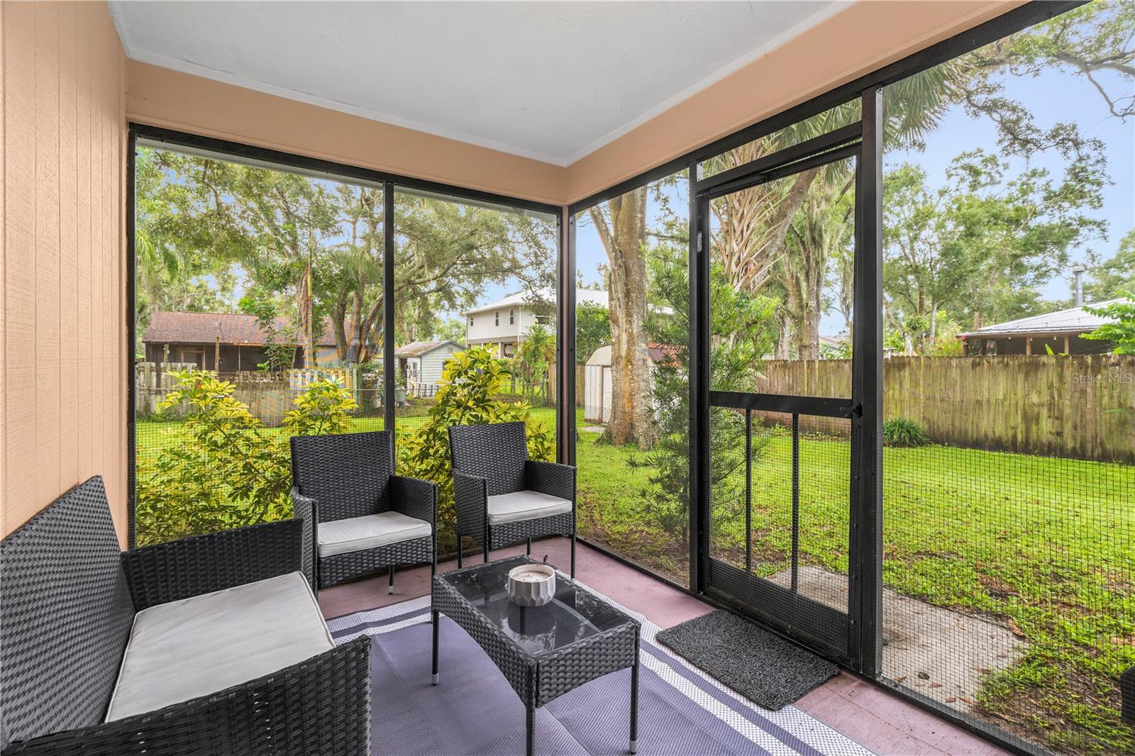 CRESTLINE - Residential