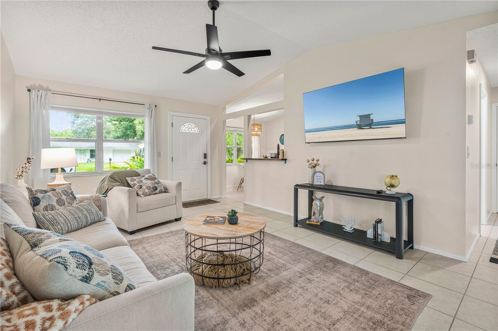 CRESTLINE - Residential