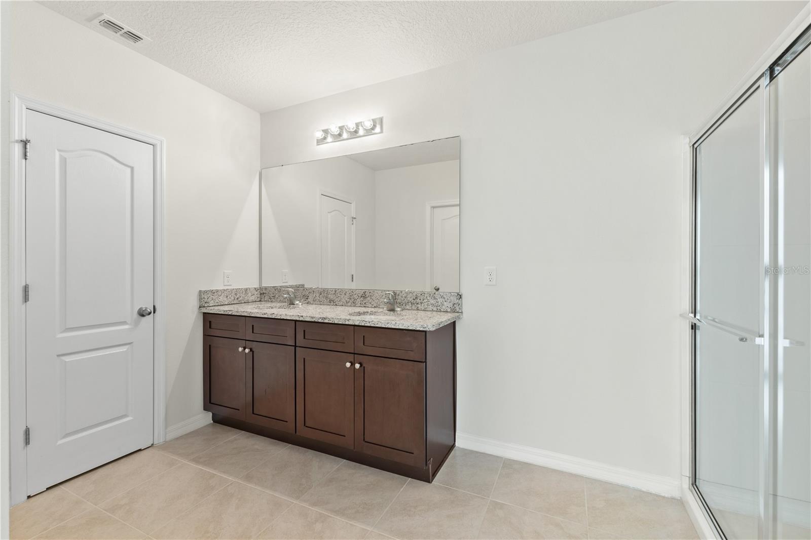 OAK TRAIL RESERVE - Residential