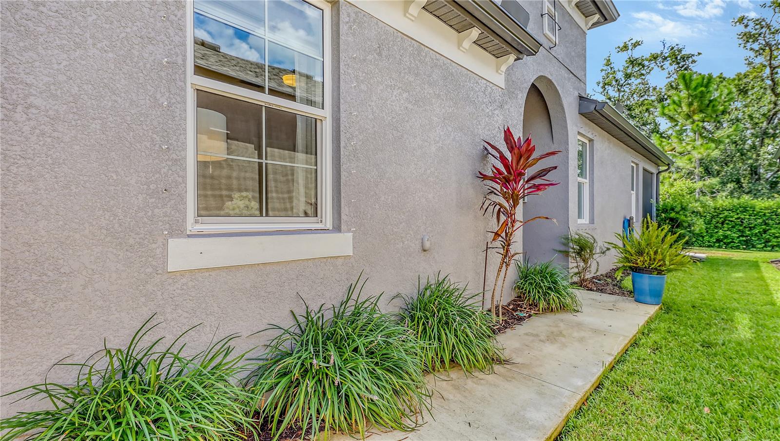 6014 FIORE DRIVE