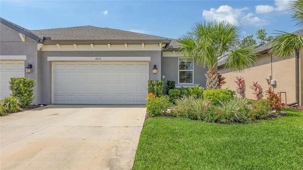 Photo of 6014 Fiore Drive, Bradenton, FL 34208 (MLS # A4660222)