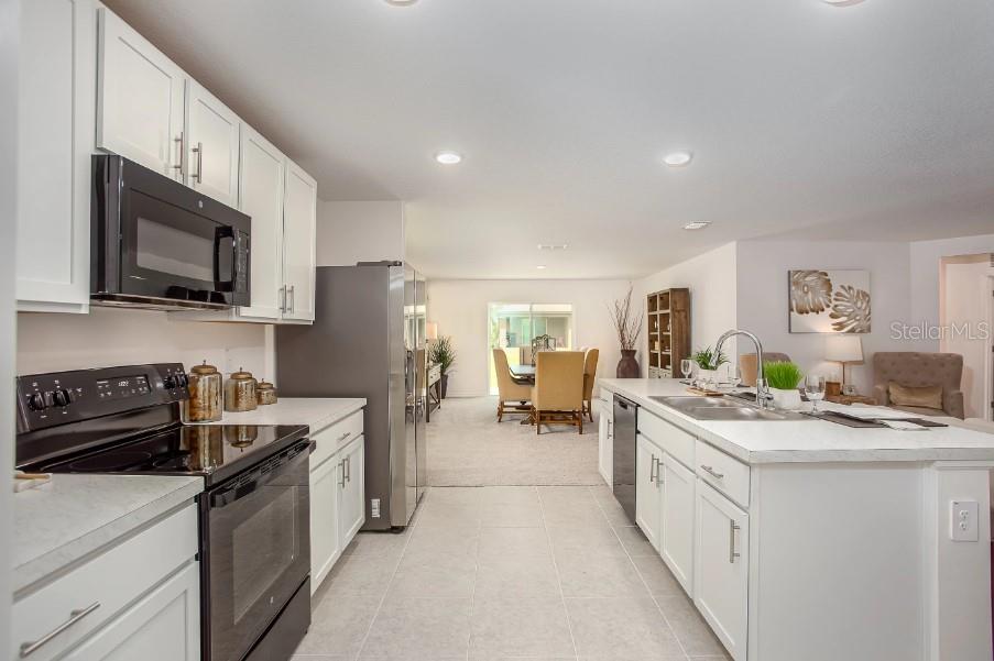 AVALON WOODS - Residential