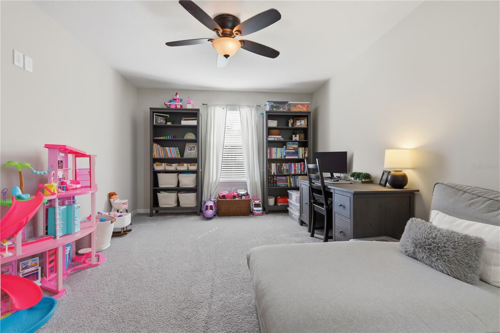 BENTLEY GREEN - Residential