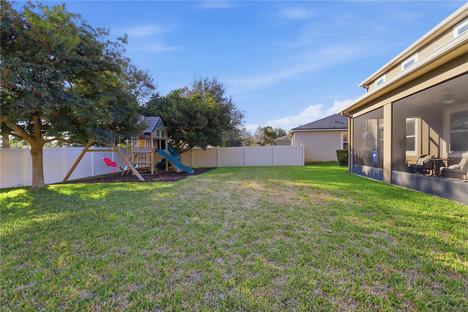 BENTLEY GREEN - Residential