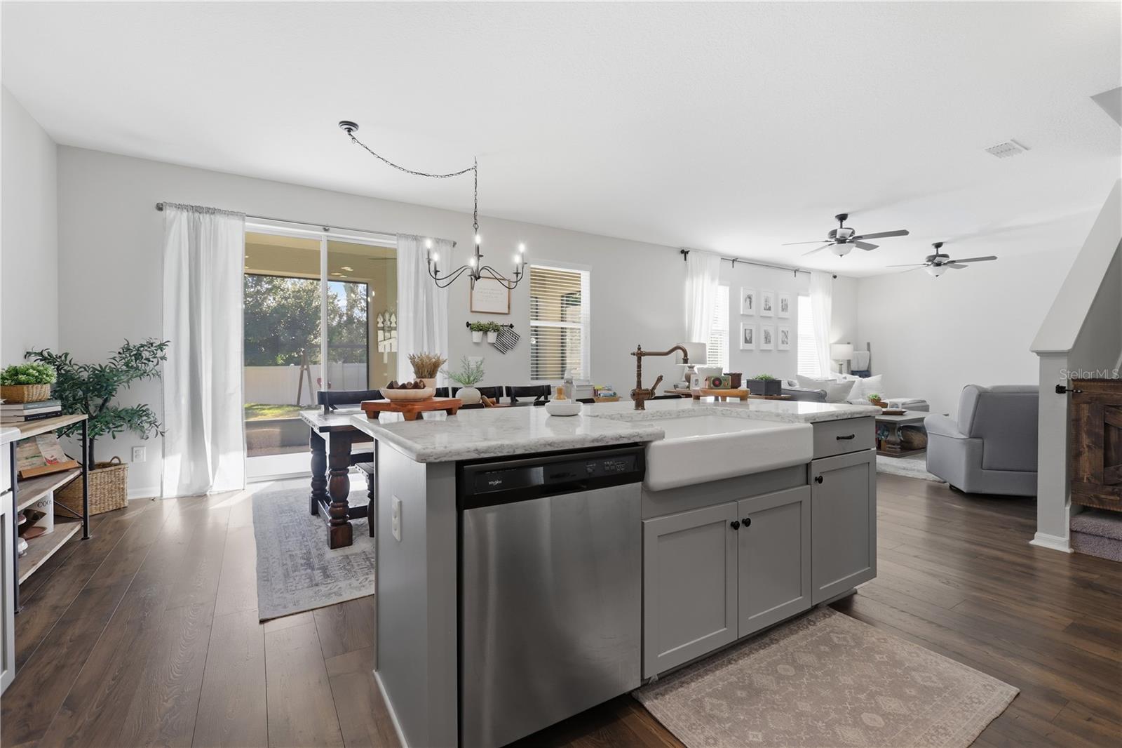 BENTLEY GREEN - Residential