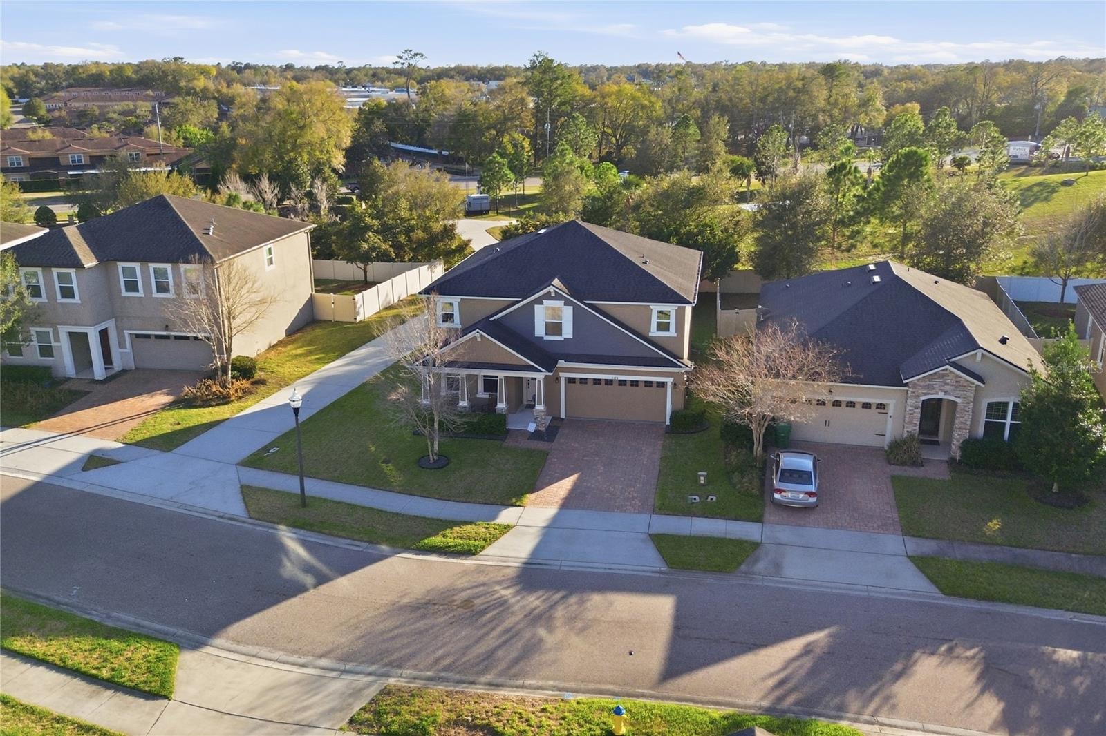 BENTLEY GREEN - Residential