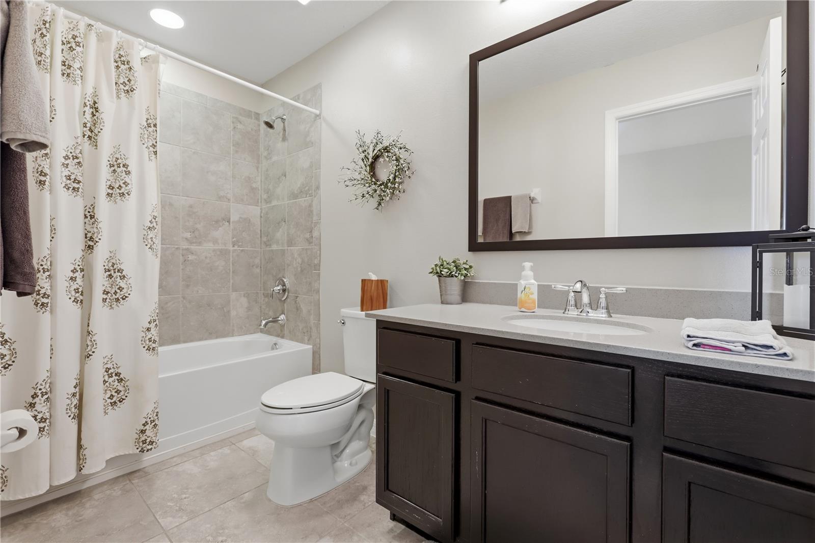 BENTLEY GREEN - Residential