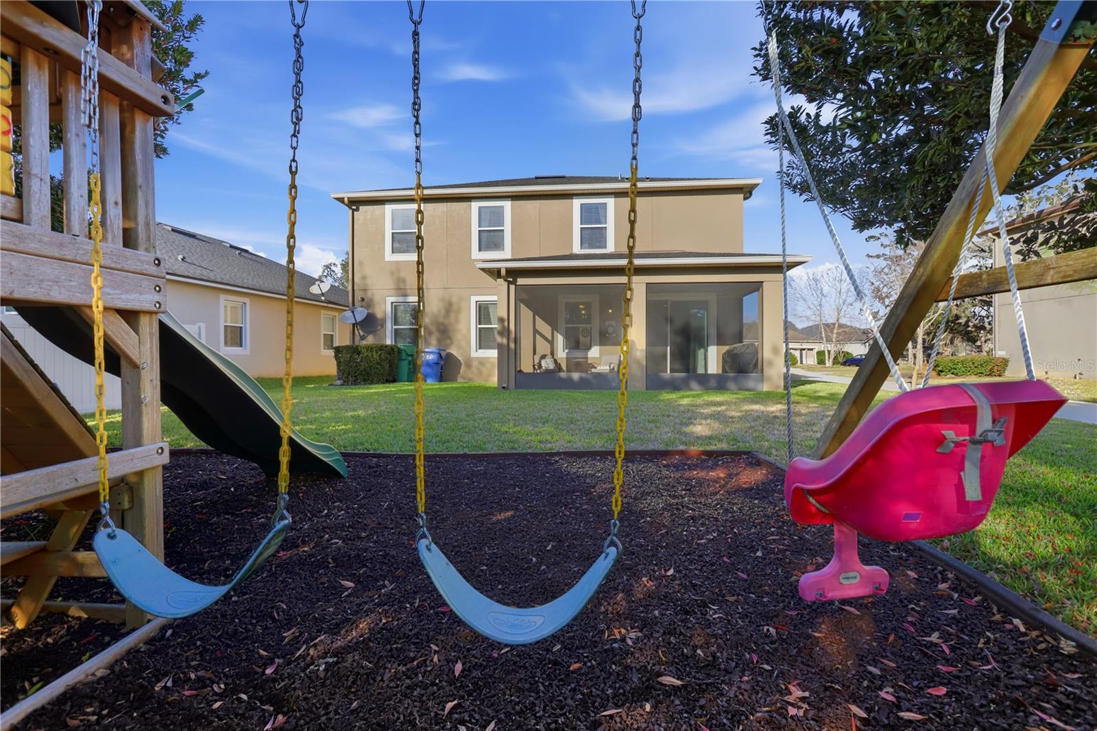 BENTLEY GREEN - Residential