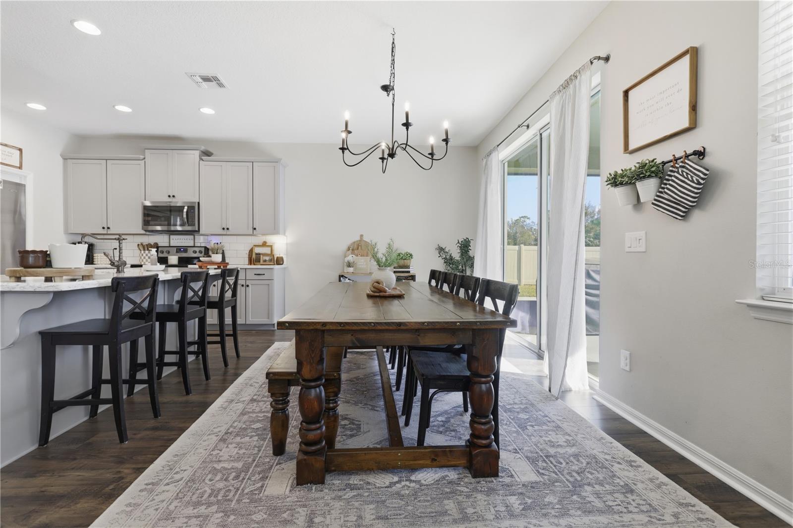 BENTLEY GREEN - Residential