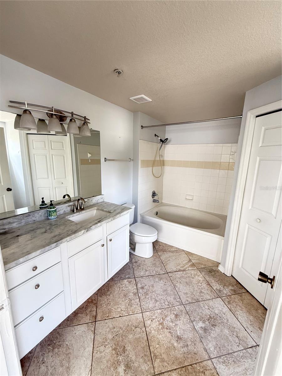 BARRINGTON PARK CONDO - Residential