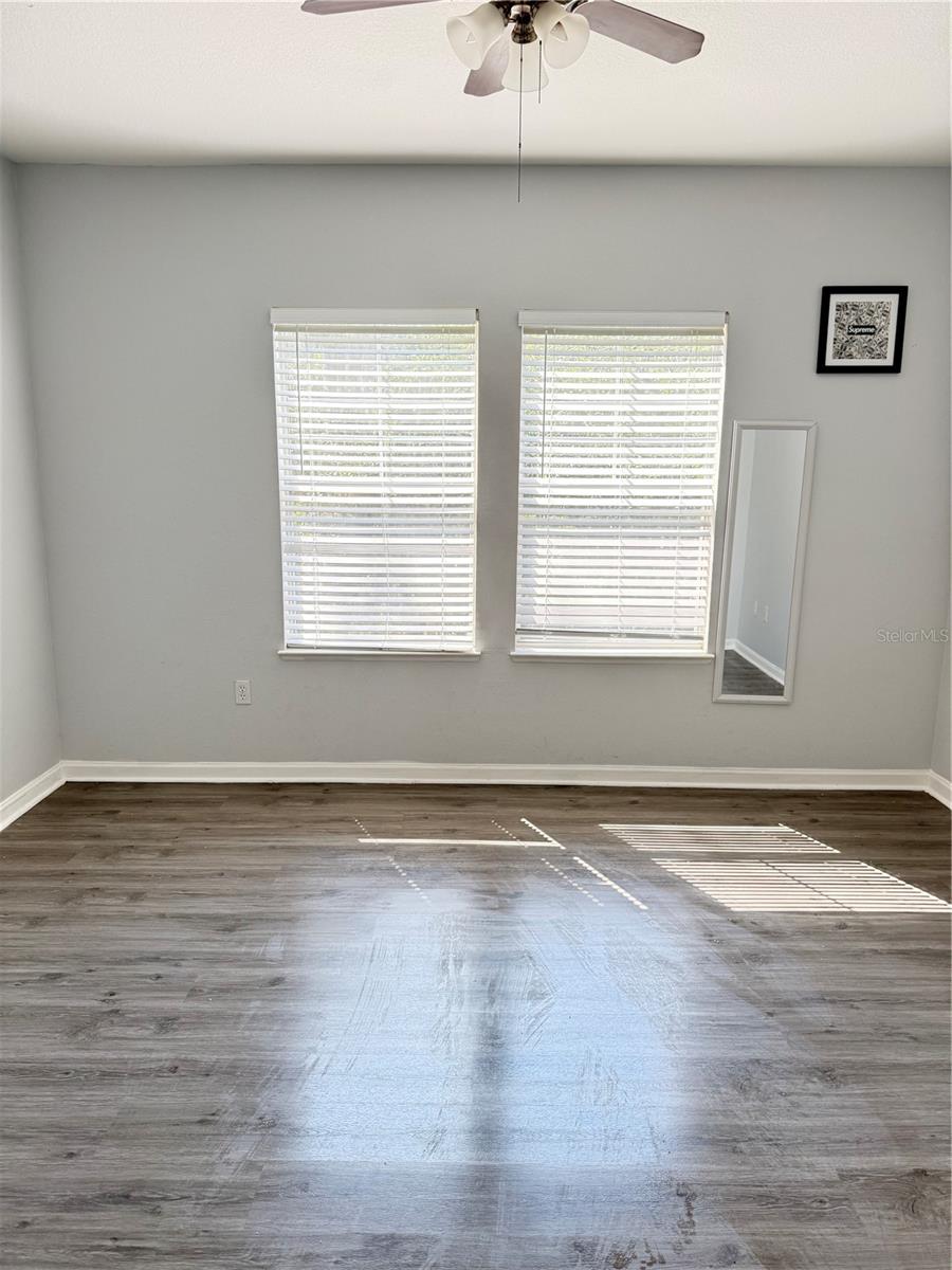 BARRINGTON PARK CONDO - Residential