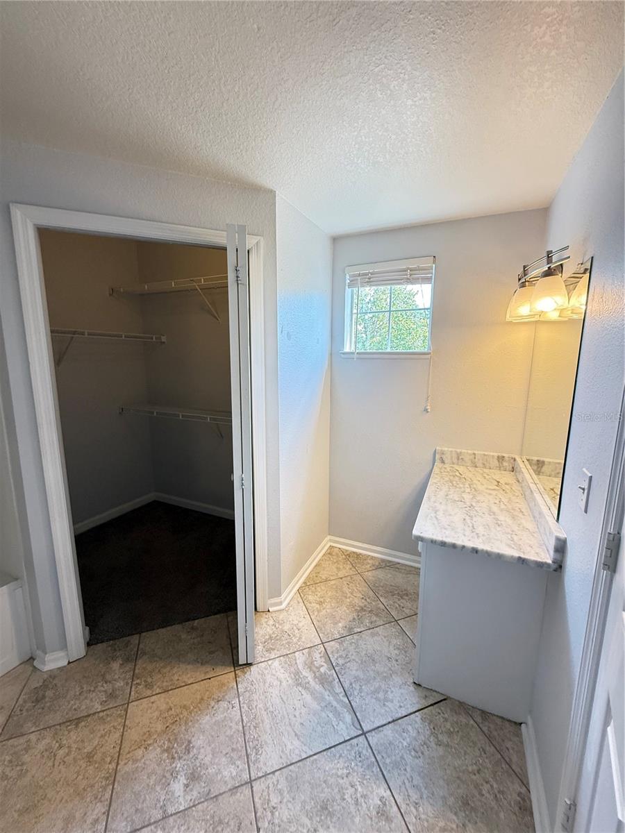 BARRINGTON PARK CONDO - Residential