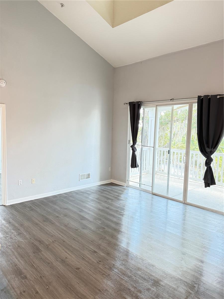 BARRINGTON PARK CONDO - Residential