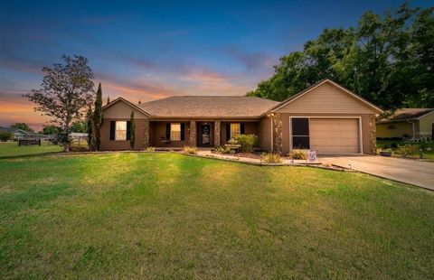 Photo of 14569 SE 96th Court, Summerfield, FL 34491 (MLS # OM722355)