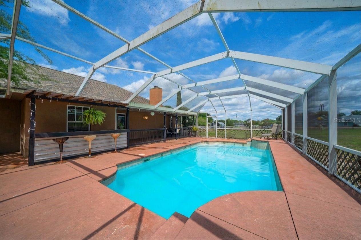 EDGEWATER ESTATE - Residential