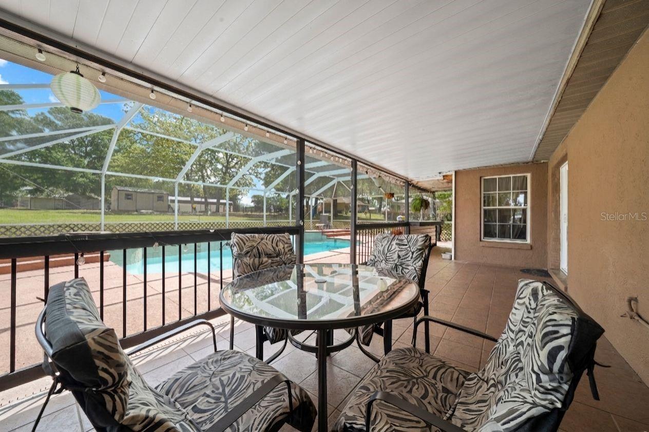 EDGEWATER ESTATE - Residential