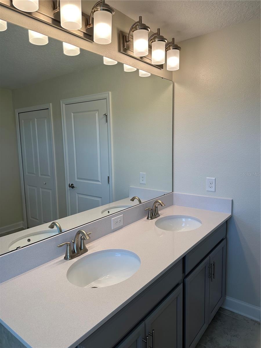 STONEYBROOK SOUTH NORTH PRCL PH - Residential Lease