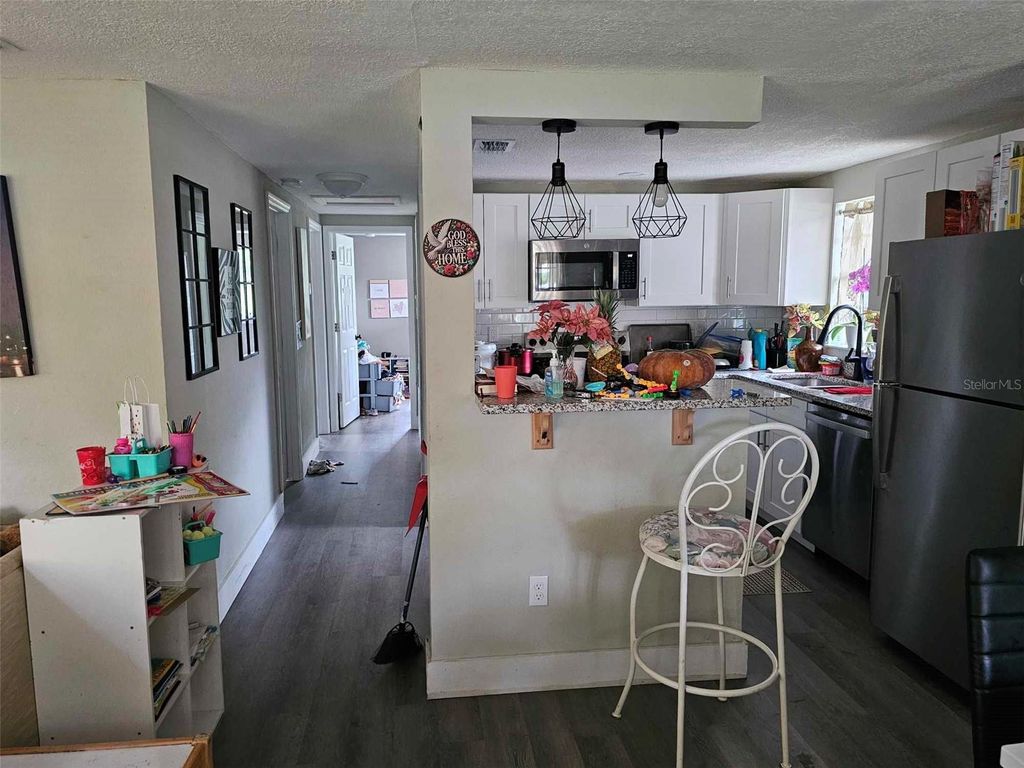 Photo of 3220 Avenue J NW, Winter Haven, FL 33881 (MLS # TB8395332)