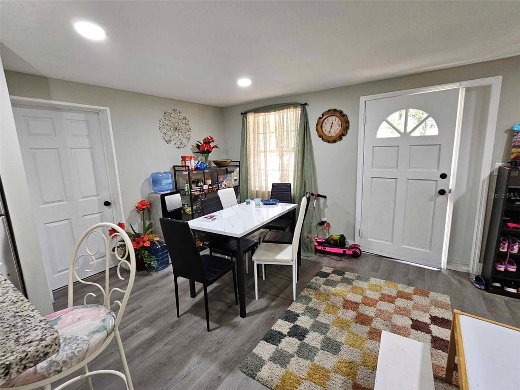 Photo of 3220 Avenue J NW, Winter Haven, FL 33881 (MLS # TB8395332)