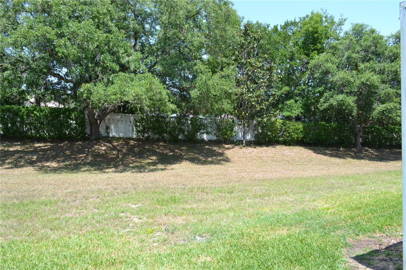 223 W DOERR PATH